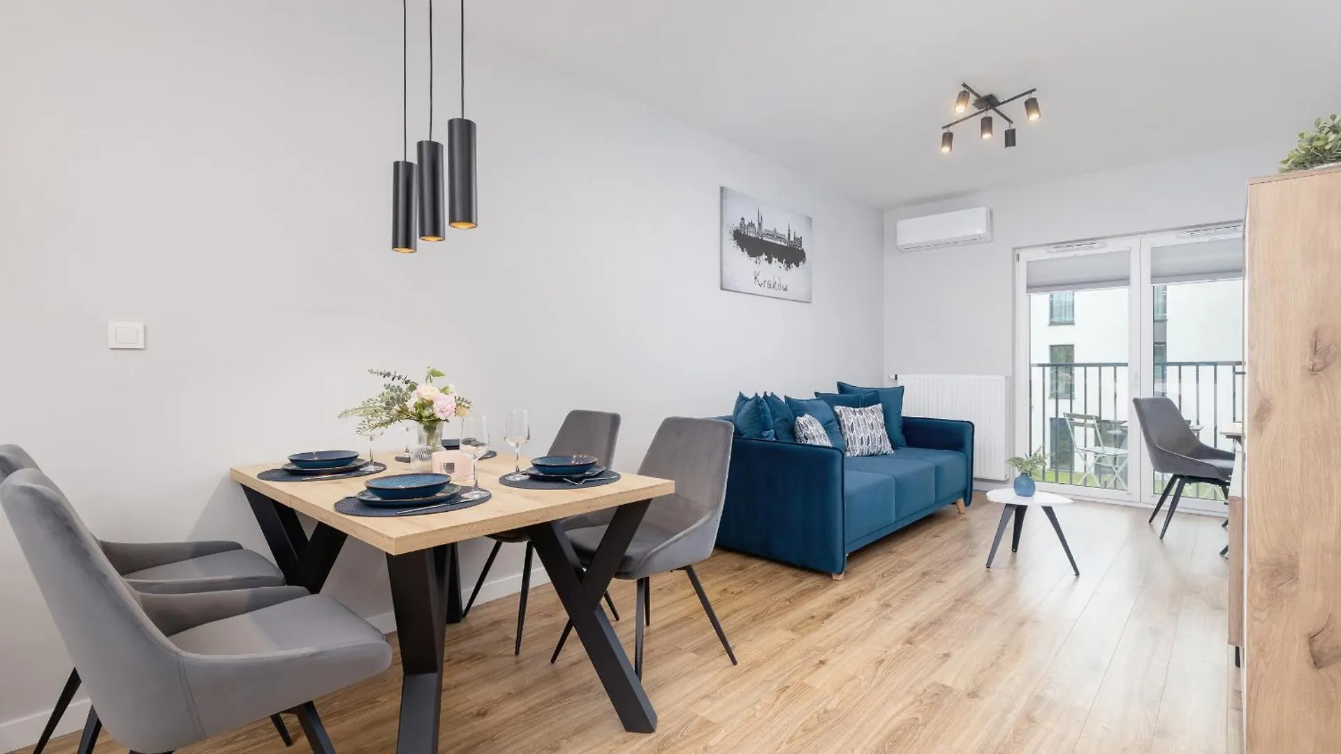 Kielkowskiego Modern & Comfy Apartment With Balcony Cracow By Noclegi Renters Krakow 0*,  Poland
