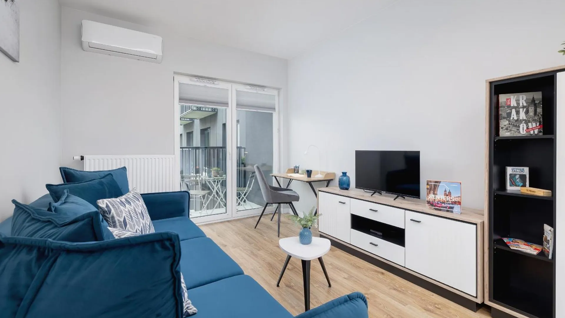 Kielkowskiego Modern & Comfy Apartment With Balcony Cracow By Noclegi Renters Krakow